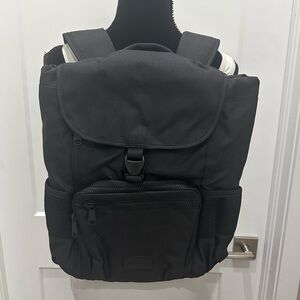 Vera Bradley Daytripper Backpack NWT